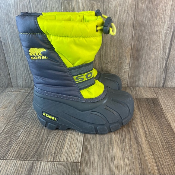 Sorel Boots Unisex Size 8 Toddler Grey Neon Green Waterproof Snow Warm Flurry - Picture 2 of 6